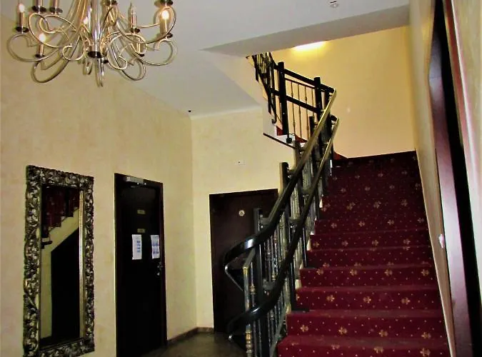 招待所 Gostisce Zvezda 3*